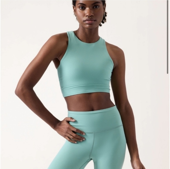 Athleta Tops - Athleta Conscious Crop Size XS